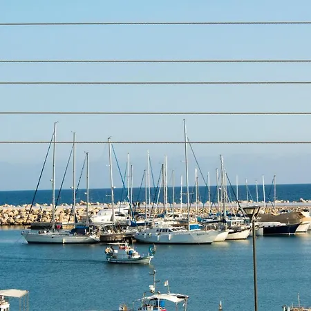 Holiday home Penthouse With Roof Garden In Zygi Village Marina *