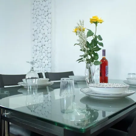 Penthouse With Roof Garden In Zygi Village Marina
